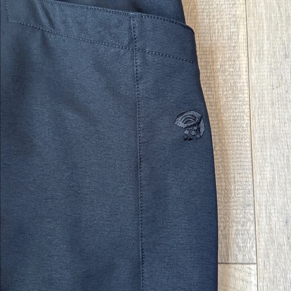Mountain Hardwear Hiking She’ll Pants - Picture 5 of 10